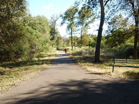 bike Georgia, River Levee Trail, biking, BikeTripper.net