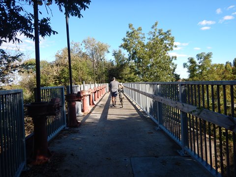 bike Georgia, River Levee Trail, biking, BikeTripper.net