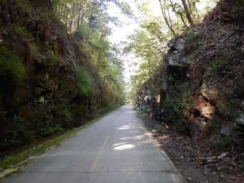 bike Georgia, biking Silver Comet Trail, BikeTripper.net