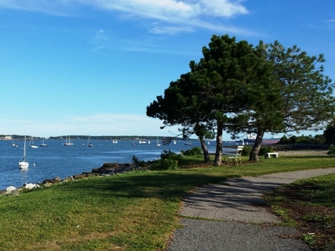 Biking, Portland Promenade Trail, Maine, BikeTripper.net