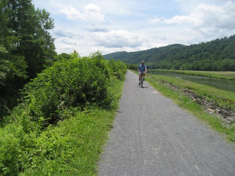 Biking, Chief Ladiga Trail,Alabama, BikeTripper.net