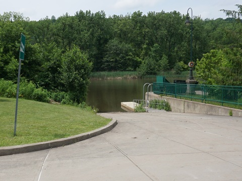 bike New York, Erie Canalway Trail, east-central section, biking, BikeTripper.net