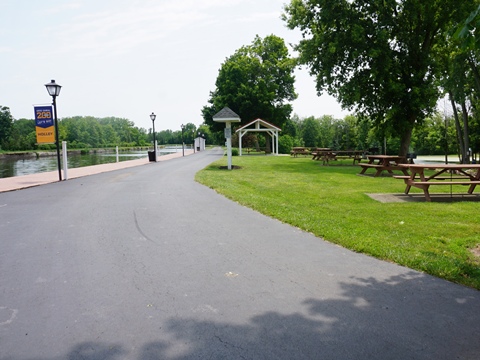 bike New York, Erie Canalway Trail, West section, biking, BikeTripper.net