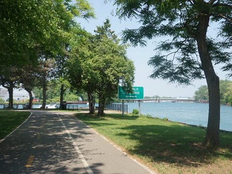 bike New York, Erie Canalway Trail, West section, biking, BikeTripper.net