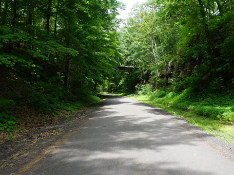 bike New York, Hudson Valley Rail Trail, NY biking, BikeTripper.net