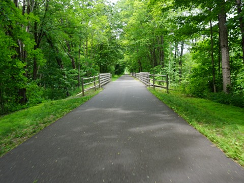 bike New York, Hudson Valley Rail Trail, NY biking, BikeTripper.net