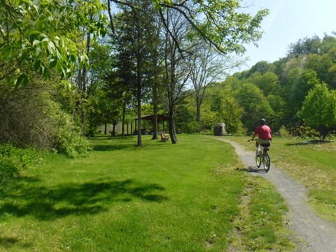 bike New York, Keuka Lake Outlet, biking, BikeTripper.net