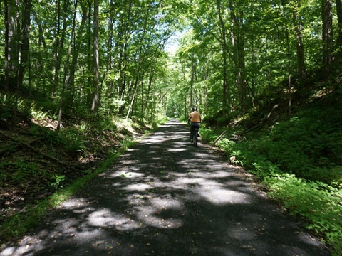 bike New York, Wallkill Valley Rail-Trail, biking, BikeTripper.net