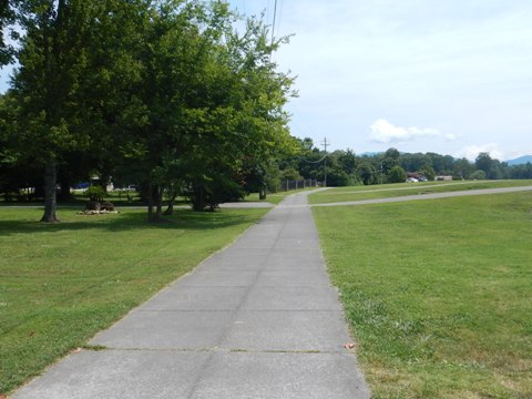 bike Tennessee, Townsend Historical Trail, biking, BikeTripper.net