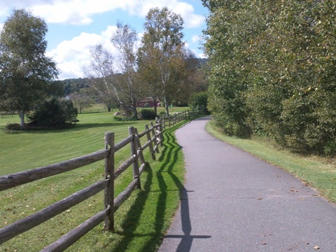 bike Vermont, Stowe Recreation Path, biking, BikeTripper.net